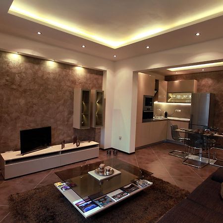 Brown Cottage Apartment โซเฟีย ภายนอก รูปภาพ